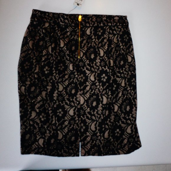 NWT Express Lace Pencil Skirt - Picture 2 of 5